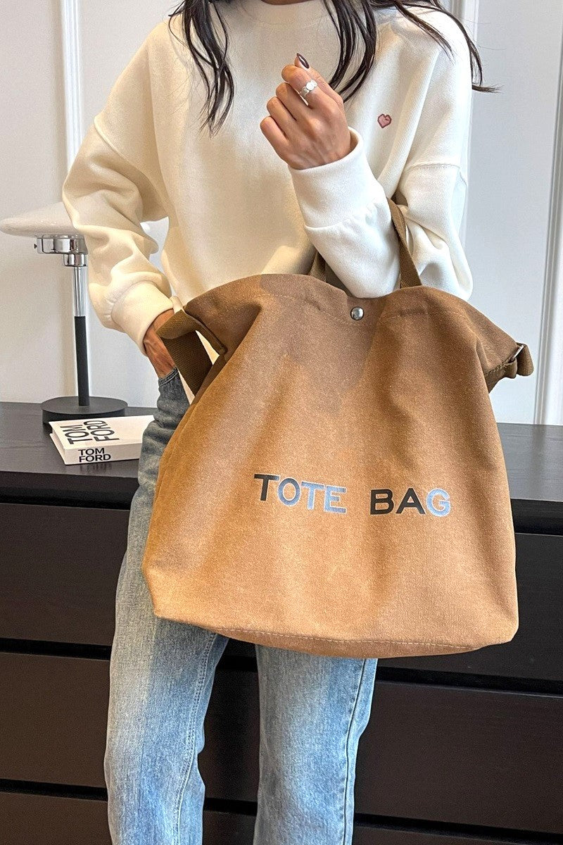 Tussling Tote