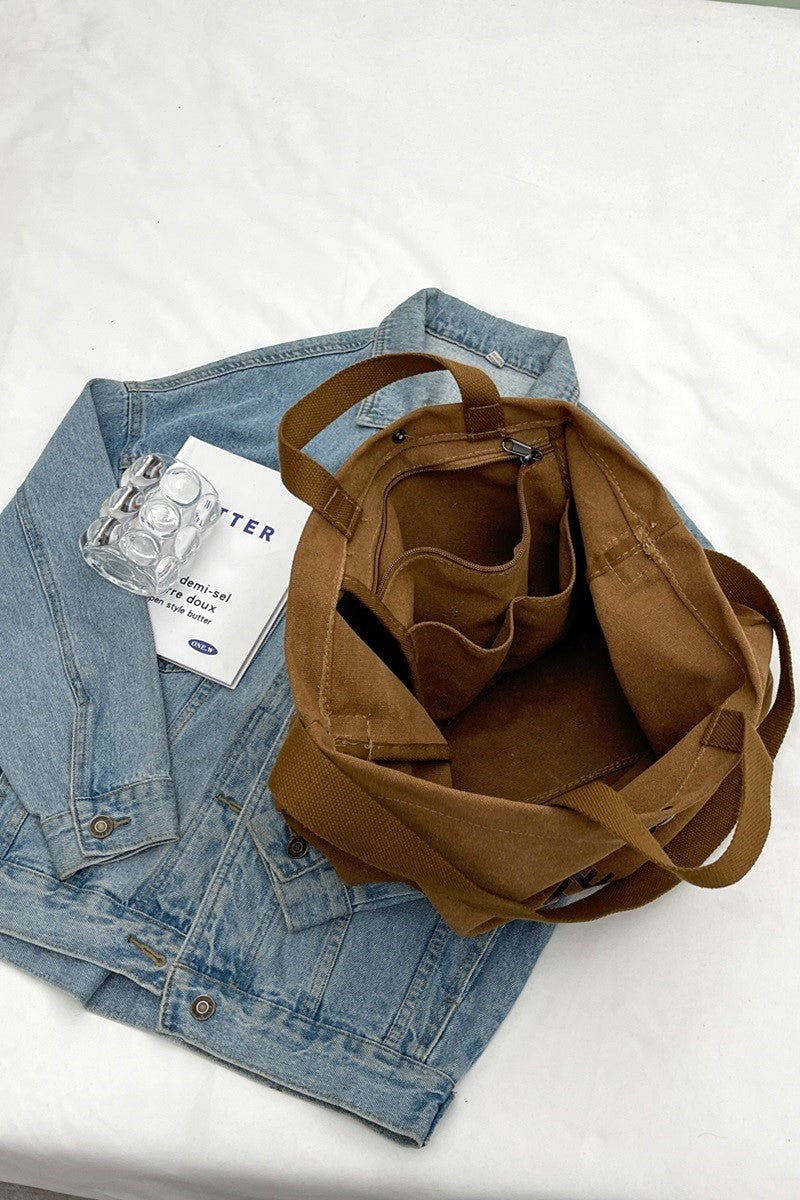 Tussling Tote