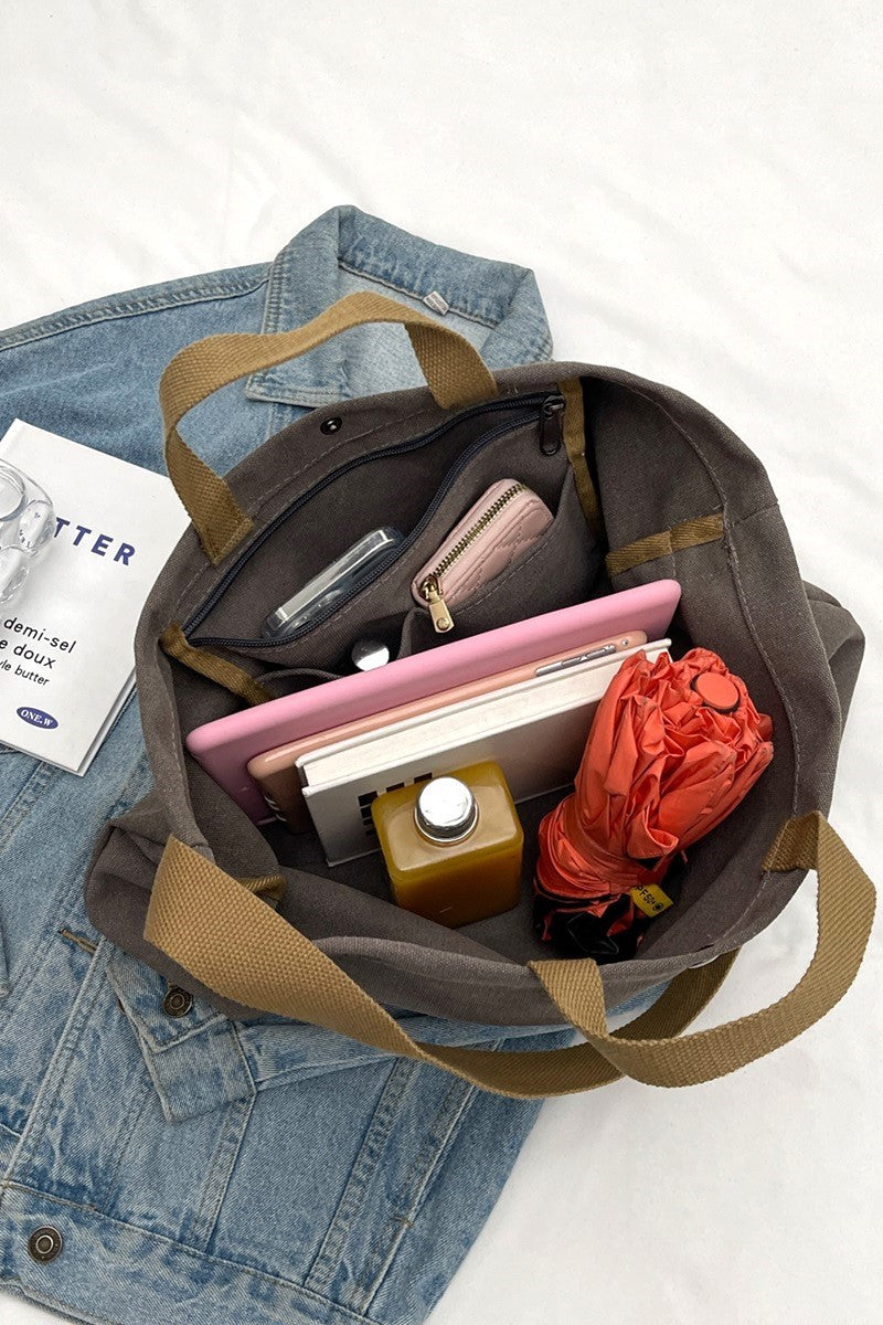 Tussling Tote