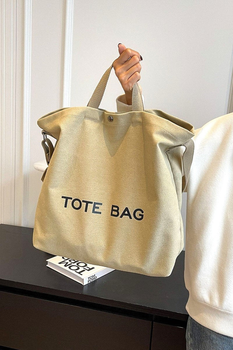 Tussling Tote